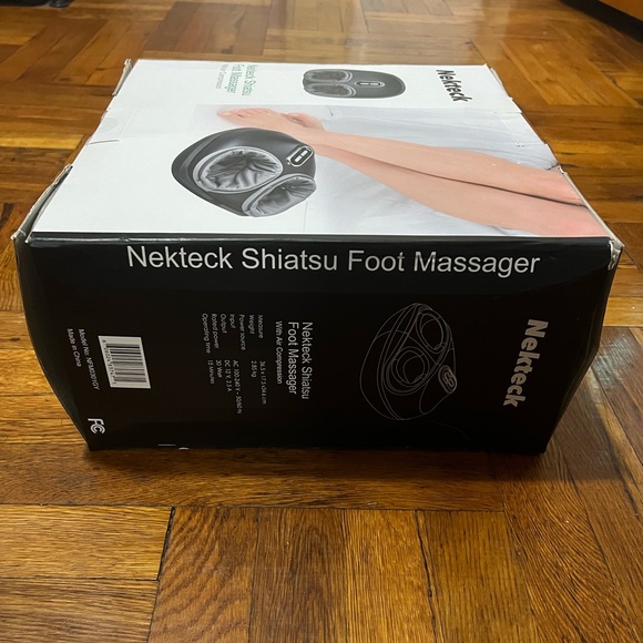 NEKTECK Shiatsu Foot Massager Machine W/ AIR COMPRESSION - Picture 2 of 5